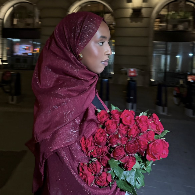 Burgundy Crinkle Abaya