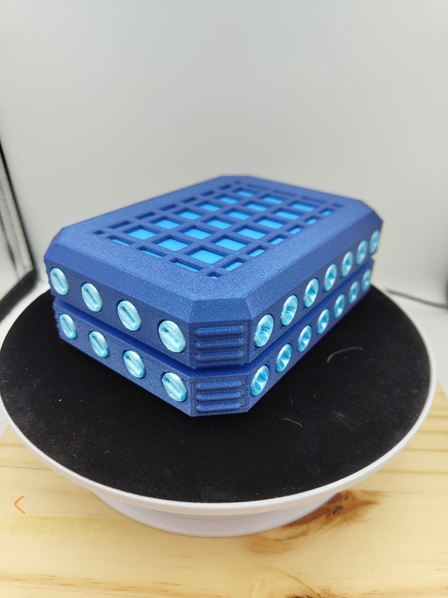 The Really Annoying Gift Box - Made to Order (1)