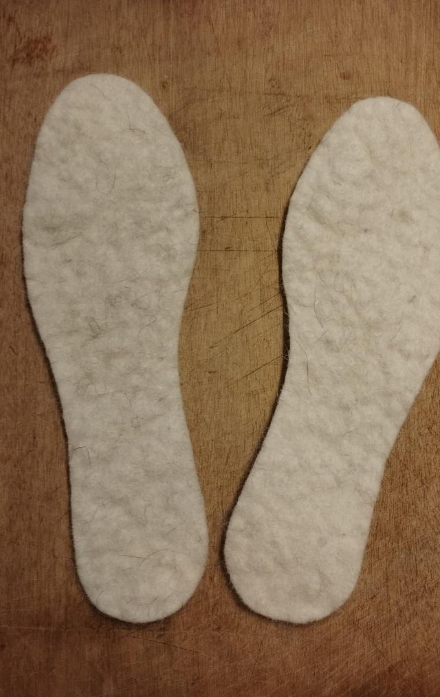 Semelles en laine feutrée de nos brebis 