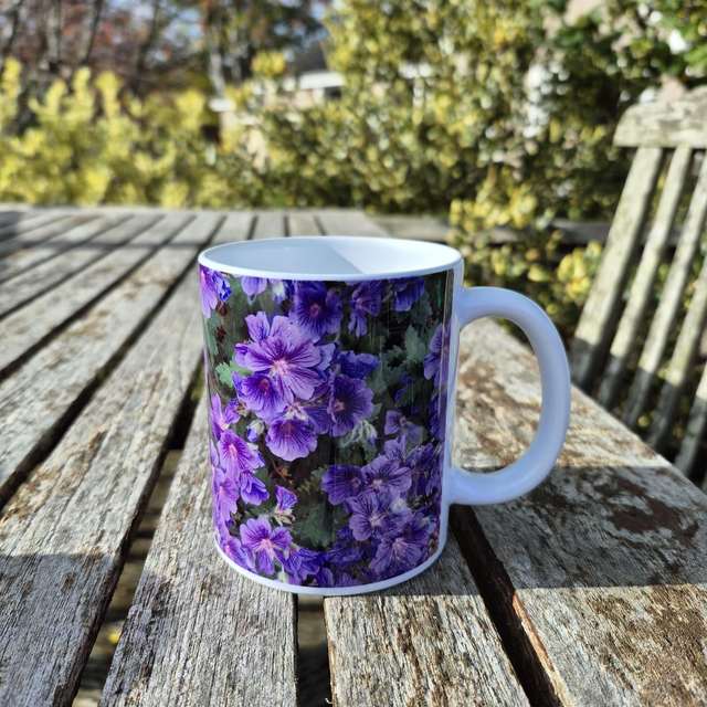 Geranium ibericum Mug