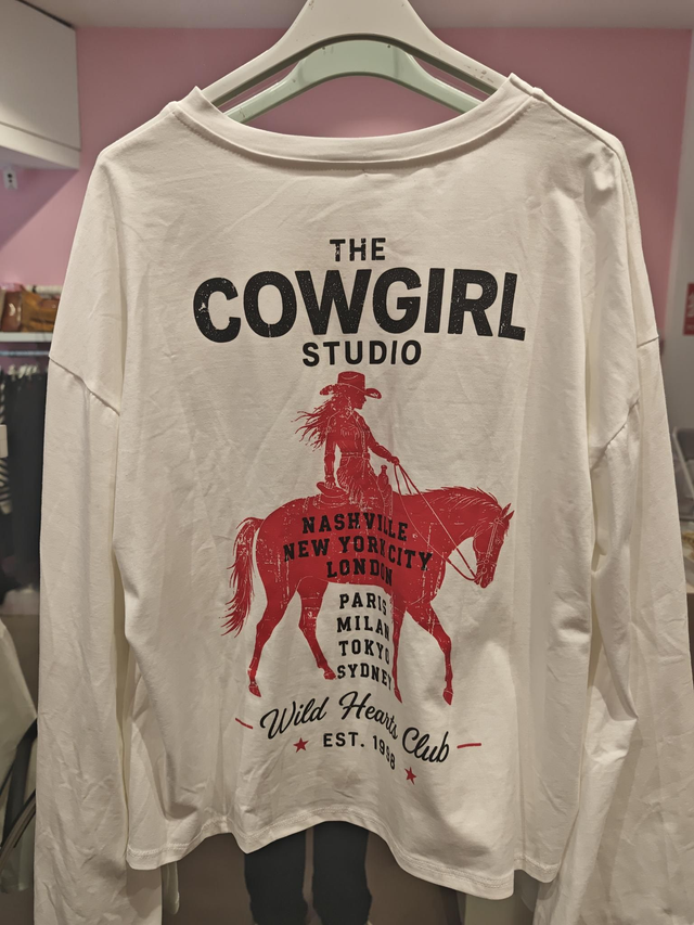 Camst Cowgirl 