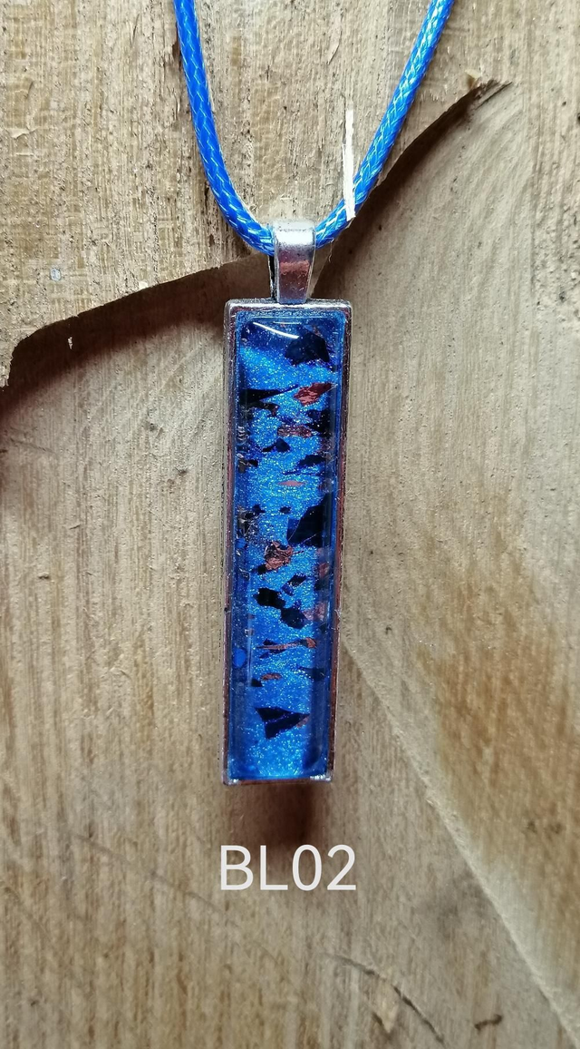 Collier BL02 Barre Long Mica 