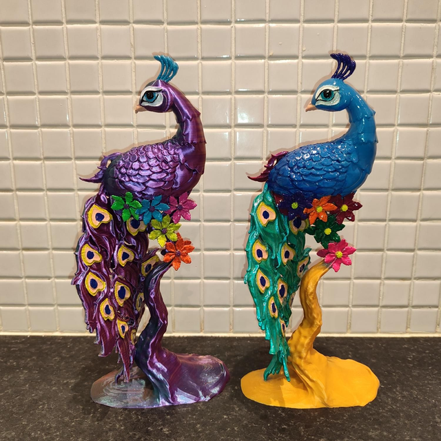 Peacock Decoration, 3D Printed Hand-Painted Peacock Decoration – Colorful Ornamental Art
