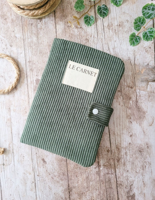 Protège carnet de santé kaki