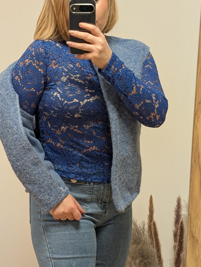 Ref T12 Top Alice en dentelle bleu roi 