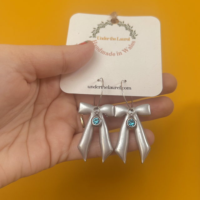Bow Earrings - Silver