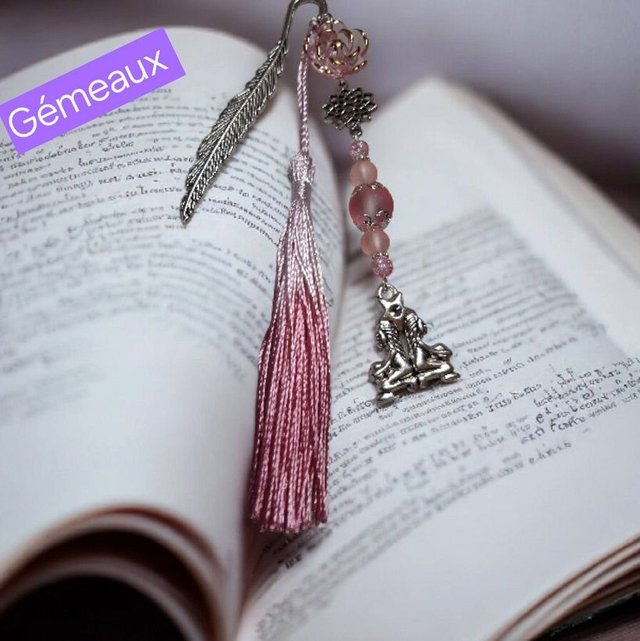 Signet, Marque-page / Signe astrologique