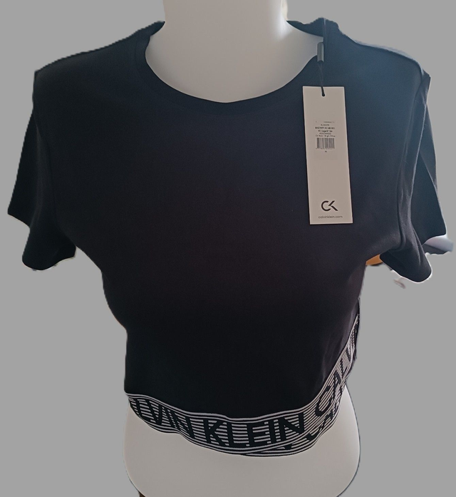 T-shirt Calvin Klein Femme – Logo Contrasté