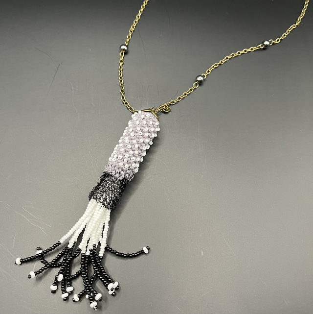 Pendentif "Noir& Blanc"