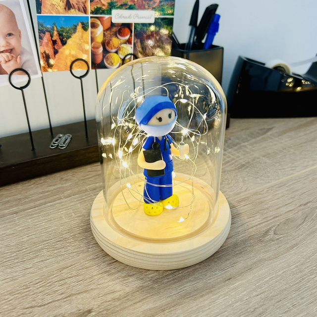 Cloche lumineuse l'infirmière dévouée