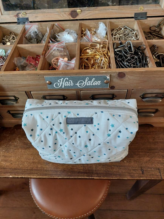 Trousse de toilette etoiles