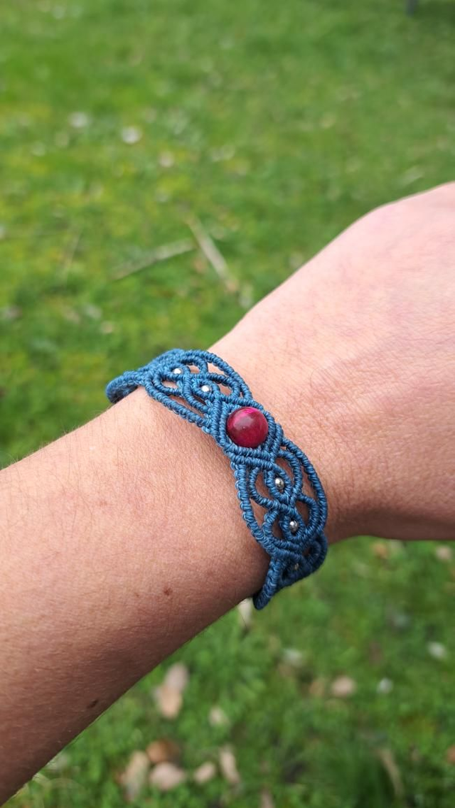 Bracelet micro-macramé Frise