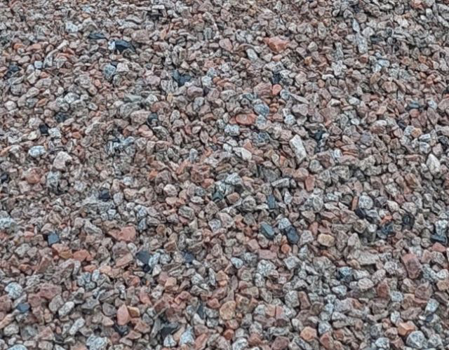 Mineralgemisch 0/32 rec. Rot 1cbm = 1700kg