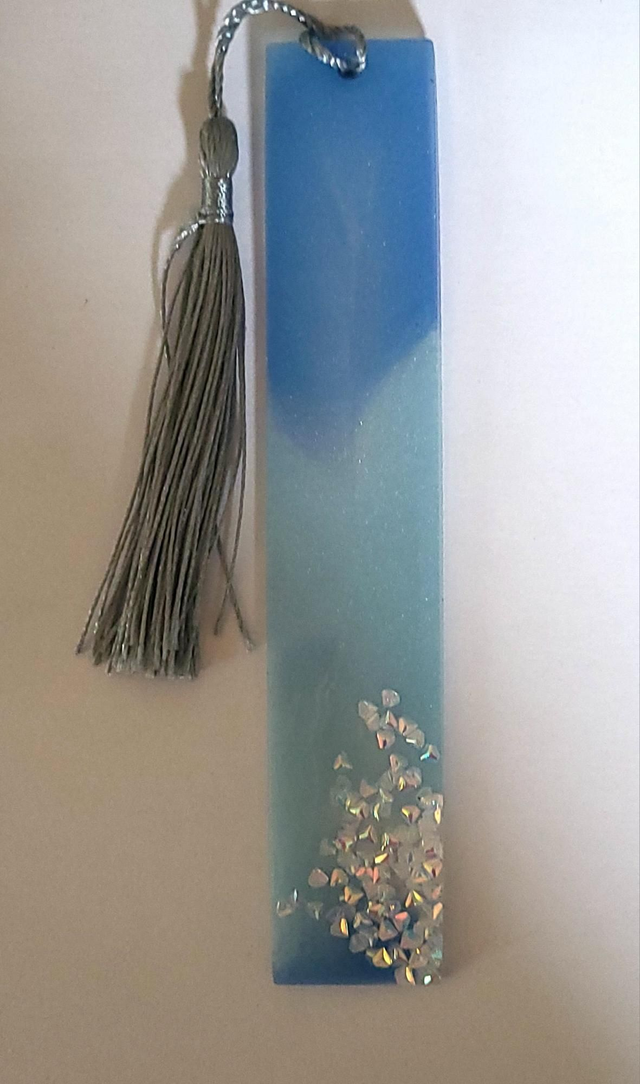 Marque page bleu éclat argenté