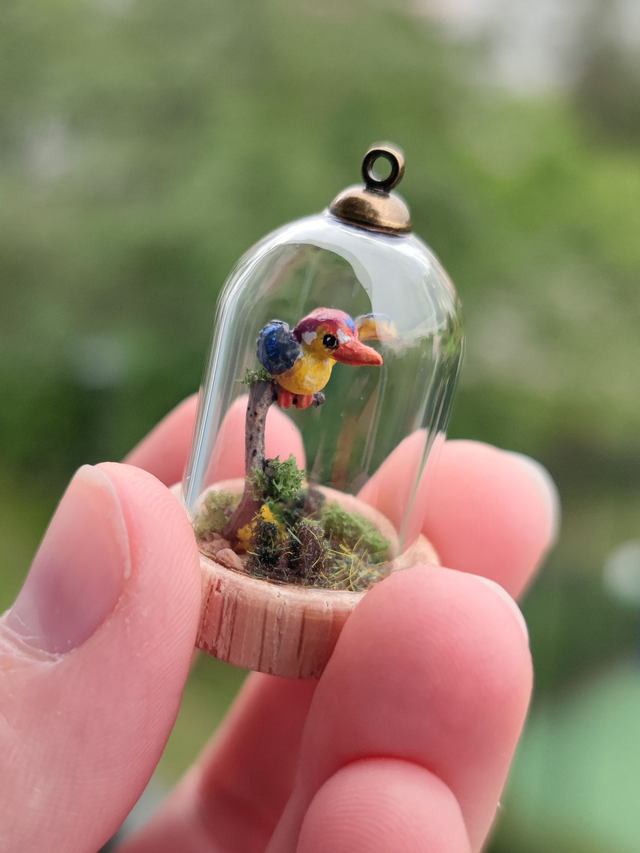 Oriental dwarf kingfisher - one of a kind miniature diorama jewelry