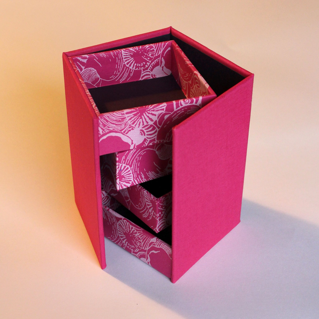 4 tier folding trinket box