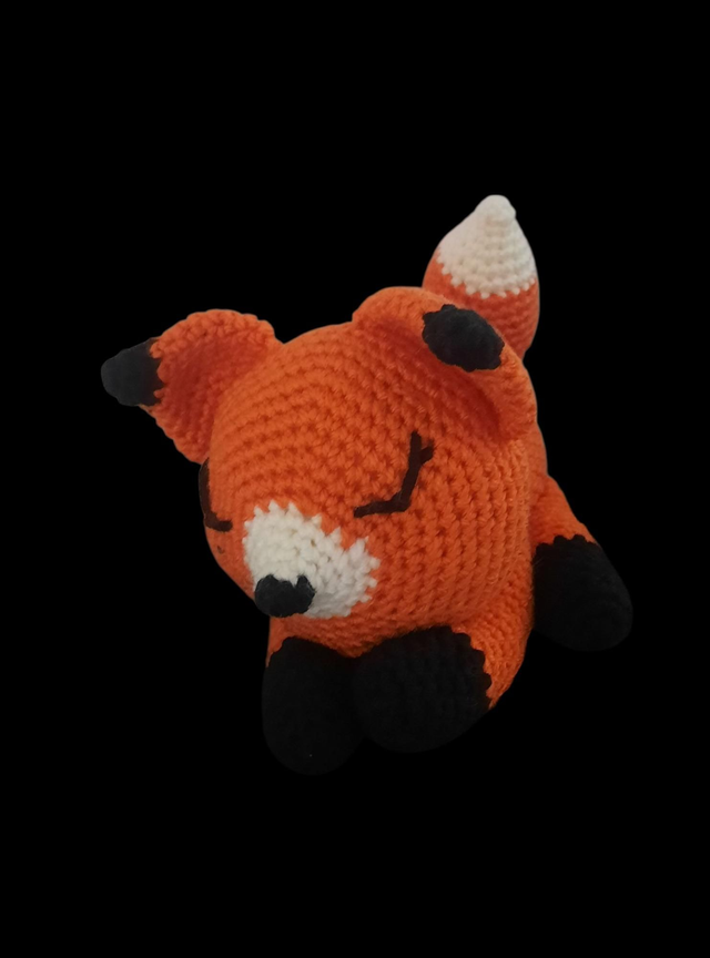 Peluche renard endormi