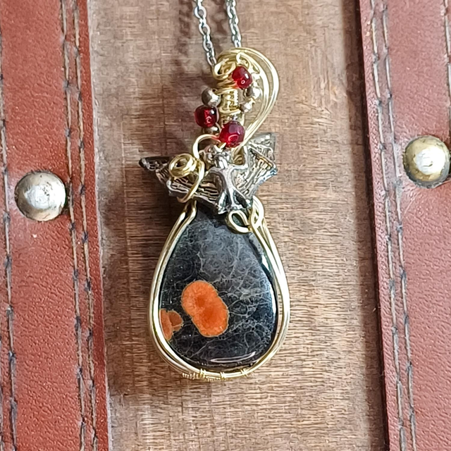 Obsidienne peint wire wrapping