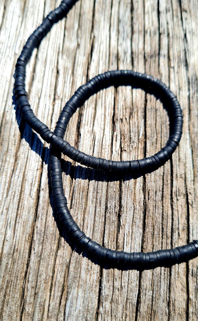 Perles heishi en perles polymère (Fimo) 4mm noir