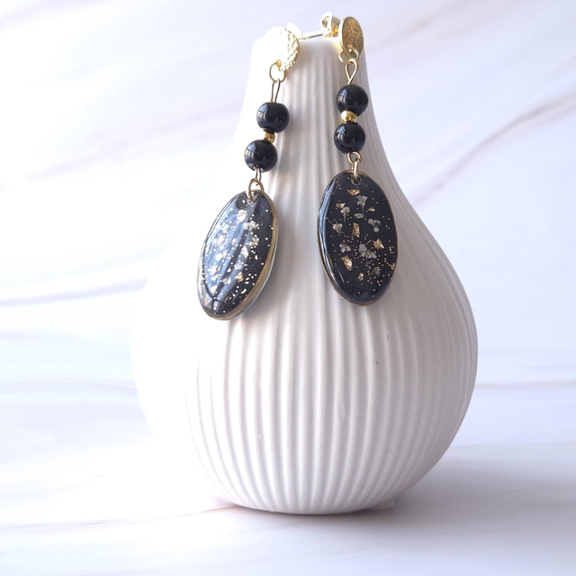 Boucles d'oreilles noires &amp; or