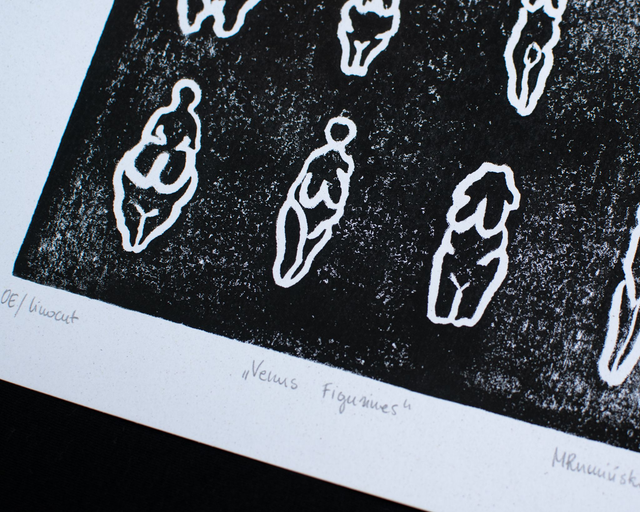 Linoryt "Venus figurines"