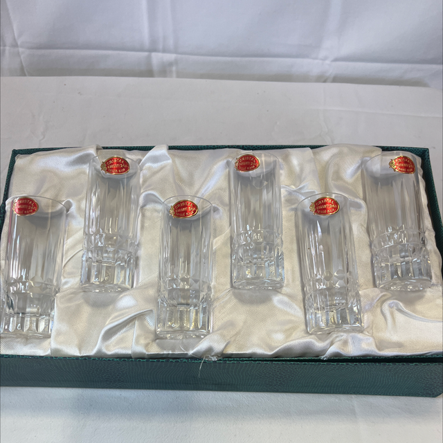 Verres digestifs cristal taillé main