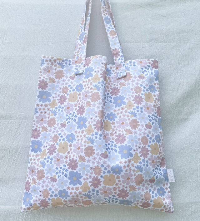 In Full Bloom - Tote Bag 