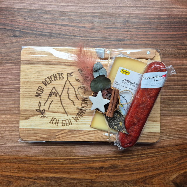 Schneidebrett mit Messer, Mir reichts, ich geh Wandern!