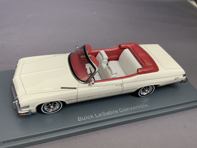 Buick LeSabre Convertible NEO 1:43
