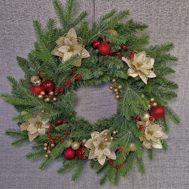 X-Large Artificial Christmas Wreath - Red and Gold