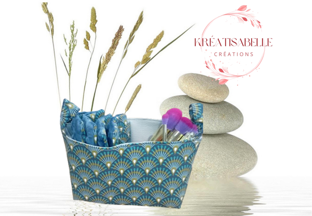 Lingettes + panier + pinceaux