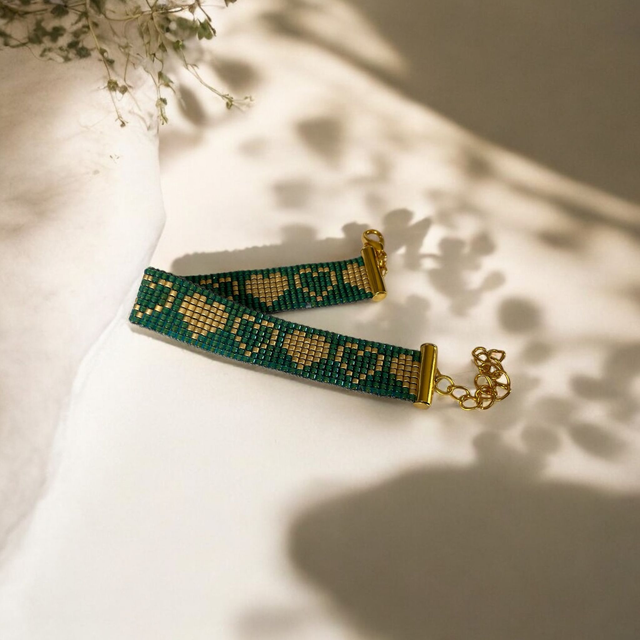 Bracelet coeurs vert et or