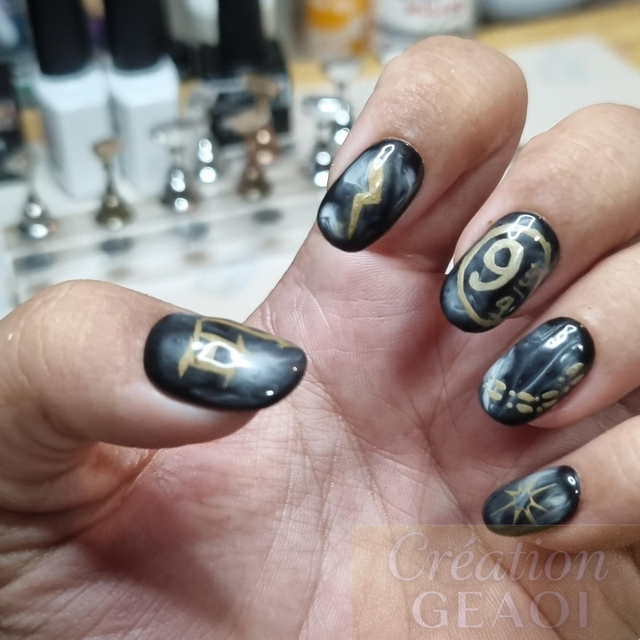 Harry Black little Oval S création sur commande délai de 7jours ouvrable