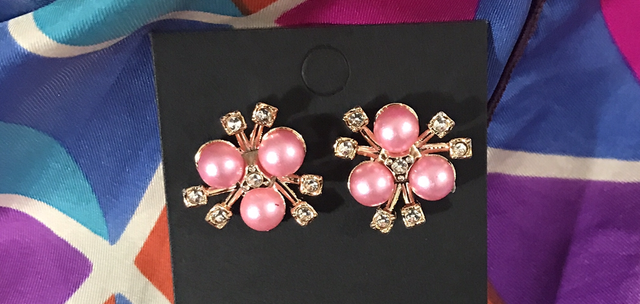Pink Stud Earrings - STU108