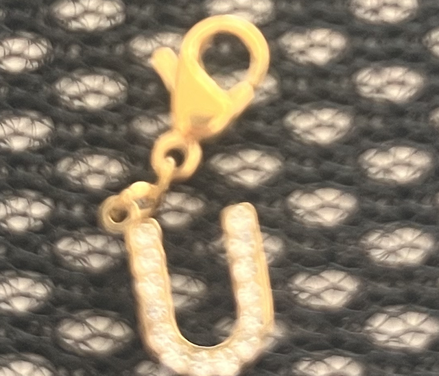 U - Charm lettre 
