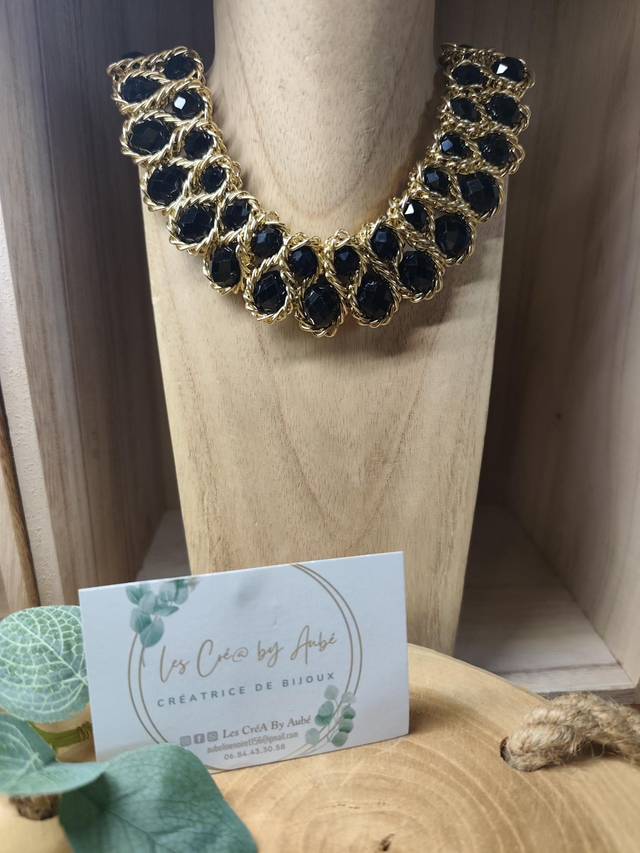 BIG COLLIER PERLES NOIRES/ GOLD 0000629
