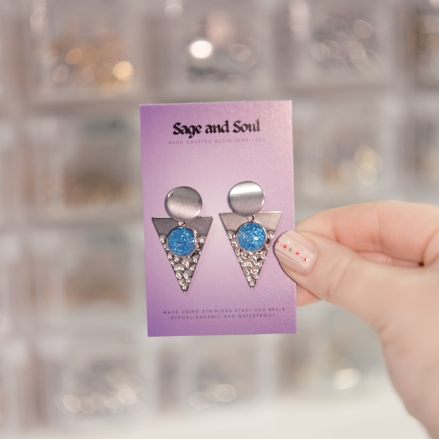 Sale - Triangle Drops