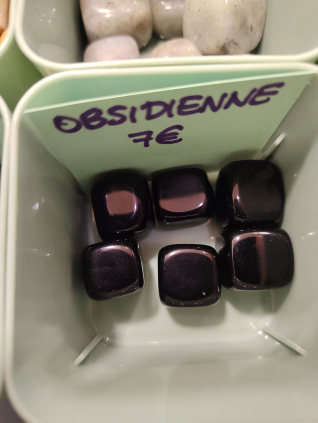 OBSIDIENNE pierre roulée 