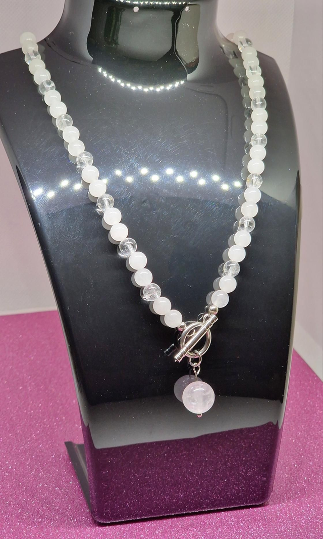 Collier Jade blanc et Cristal de roche en 0,6 cm 