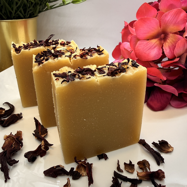 Sabonete Artesanal de Rosa Mosqueta e Hibisco