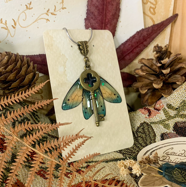 Collier Fairy Books - turquoise