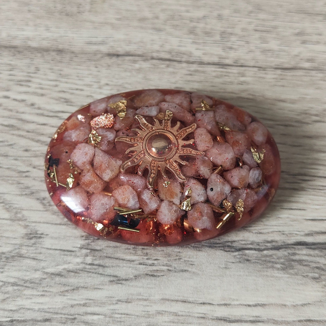 Galet de poche pierre de soleil