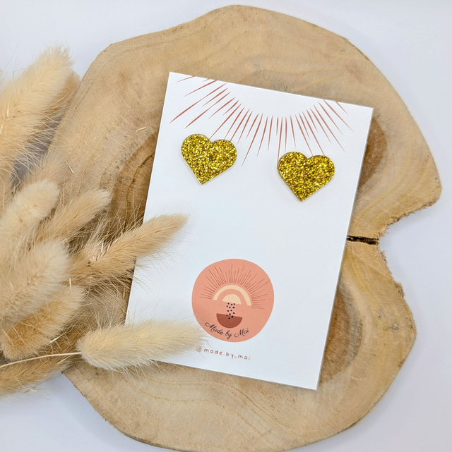 Petites boucles coeurs dorés pailletés