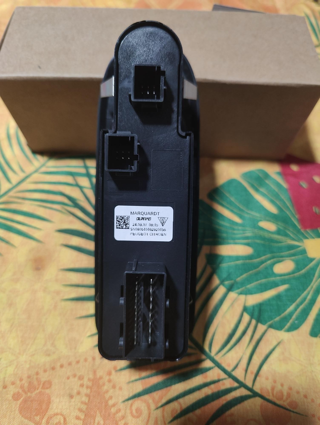 Interrupteur Peugeot Citroën 