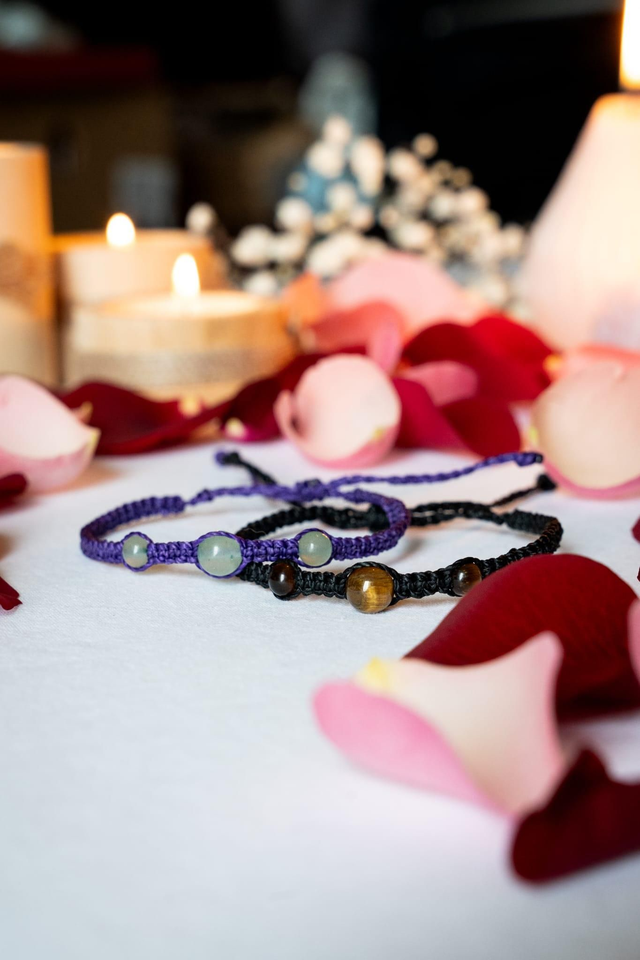 Duo de bracelets en micro-macramé et perles Oeil de Tigre et Aventurine