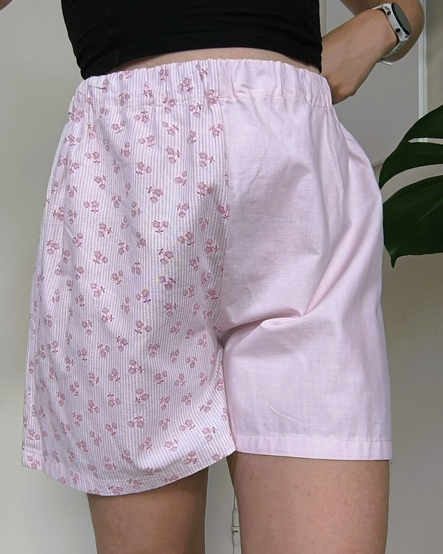 Short bicolore rayé fleurs - Taille 2