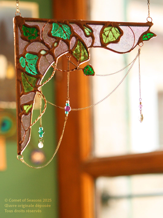 Angle lierre enchanté gauche