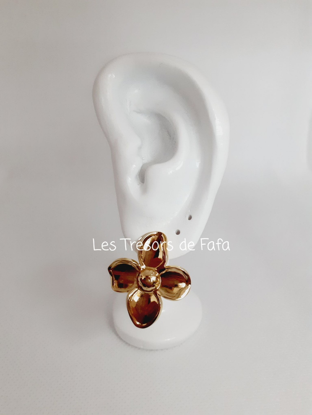 Boucles d'oreilles fleur
