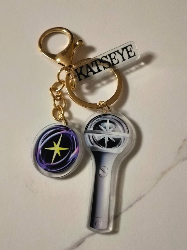 Porte-clés fanmade KATSEYE | Merch K-POP coréen | Accessoire fan