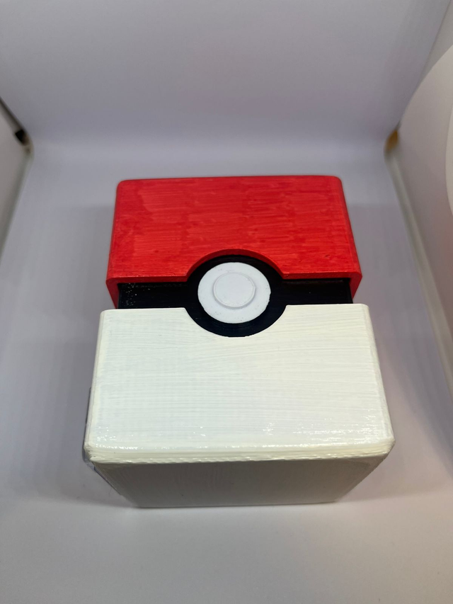 Deckbox Pokémon TCG - Pokébola